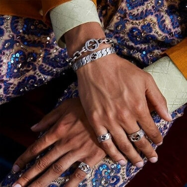 Gucci Men's Interlocking G Bracelet M in Aged Sterling Silver, Size Medium | End Clothing
