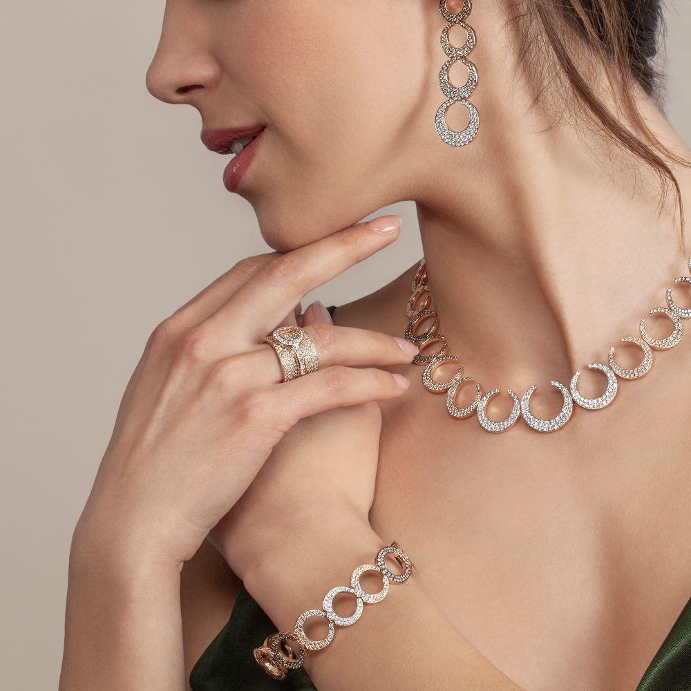 Al Coro Mezzaluna Bracelet in 18k Gold with Diamonds