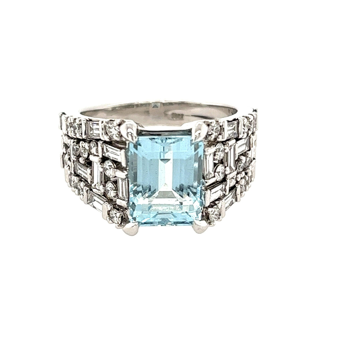 Aquamarine and Diamond Ring in 18k White Gold - Orsini Jewellers