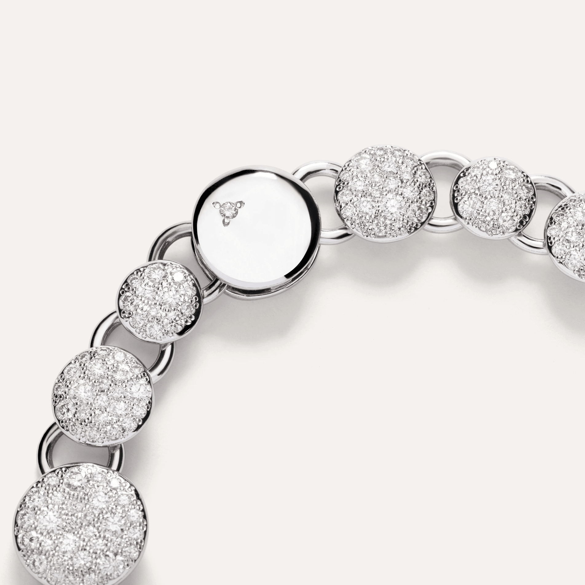 Pomellato Sabbia Bracelet in 18k White Gold with Diamonds - Orsini Jewellers