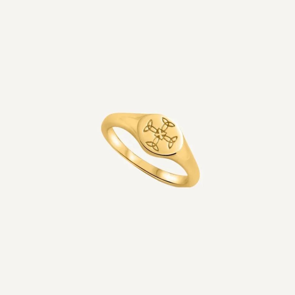 St Cuthbert&#39;s Leavers Graduation 14k Yellow Gold Signet Ring 2024 - Orsini Jewellers